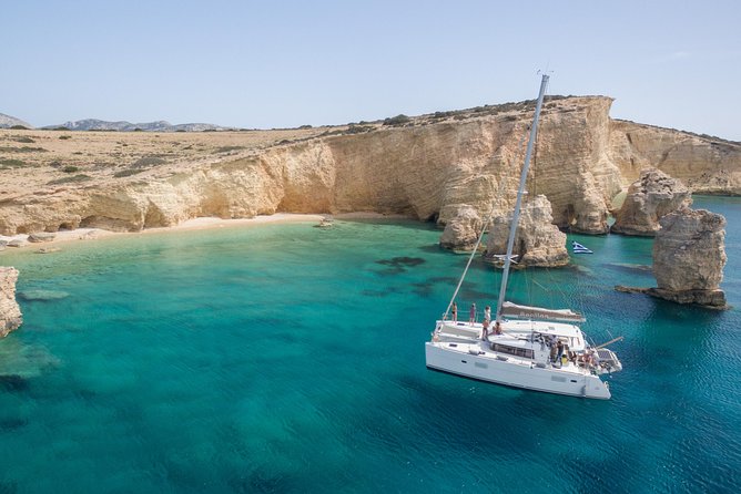 Shared Catamaran All inclusive-Day Cruise to Naxos or Paros - A crew that keeps the day relaxed