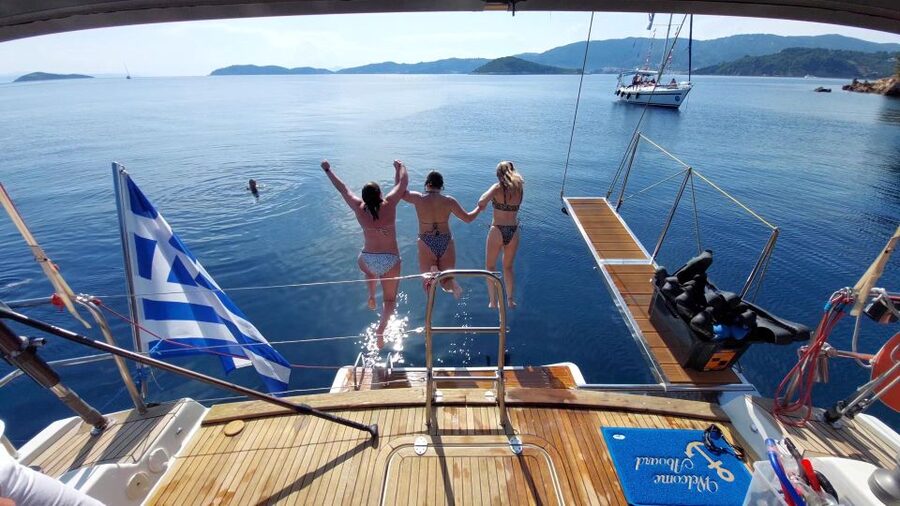 Skiathos: Full-Day Sailing Cruise with Lunch - What the $165 price really covers