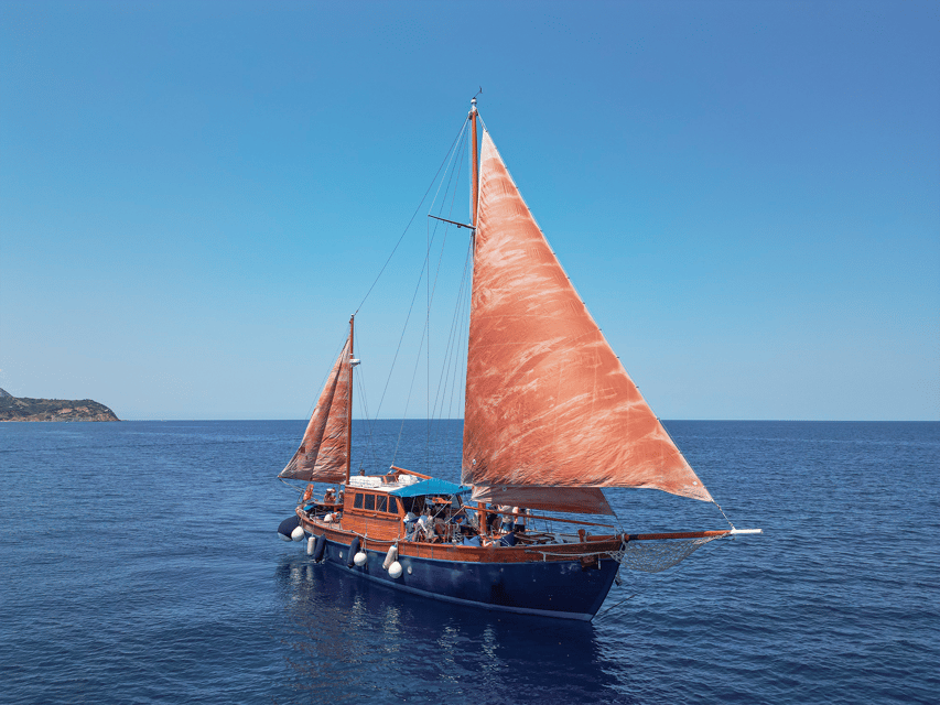 Skiathos: Wooden Sailboat Full- or Half-Day Trip with Meal - Kastani Beach and Panormos