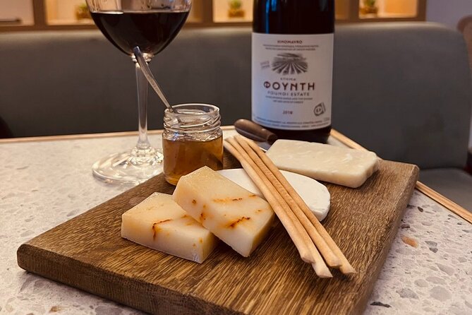 Small-Group Wine Tour in Athens with Tasting - What fills the glass: six Greek varieties