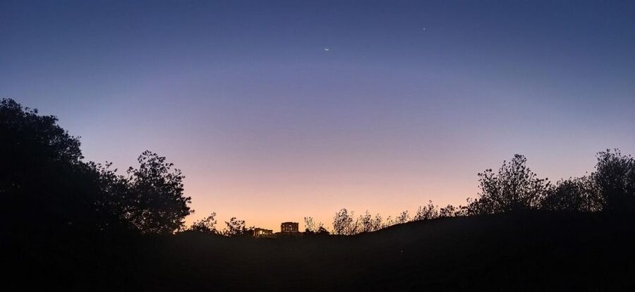 Sunrise Yoga & Meditation Acropolis & 360 view - Key points at a glance