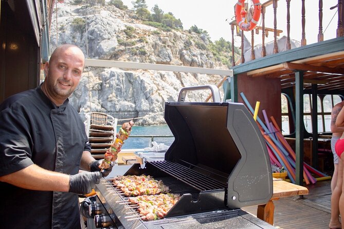 Sunset Cruise with Greek BBQ & Unlimited Aperol Spritz, Beer Wine - Key points before you book