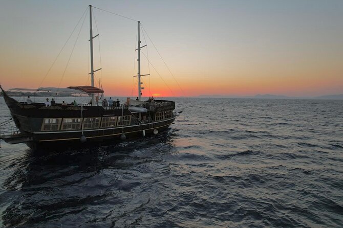 Sunset Cruise with Greek BBQ & Unlimited Aperol Spritz, Beer Wine - Small tips that improve the evening