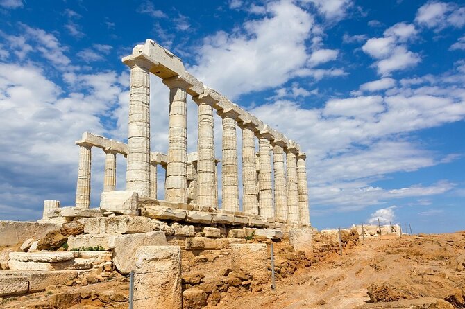 Sunset Private Tour to Cape Sounio, Temple of Poseidon - A ten-minute pause at Lake Vouliagmeni