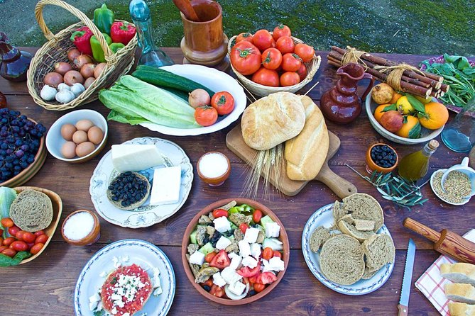 The Real Cretan Cooking Experience - The Melidoni stop and the family property