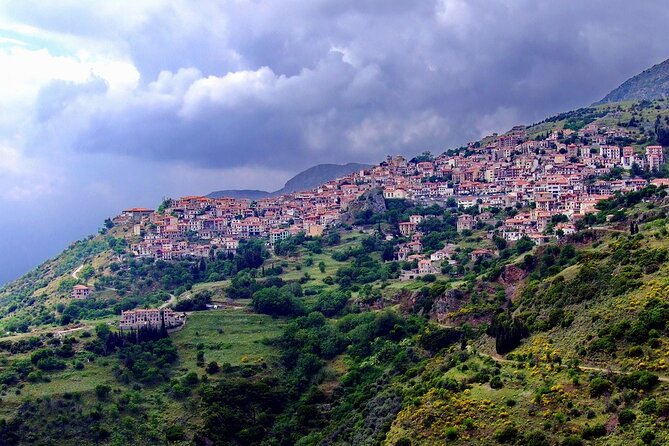 Thermopylae, Meteora and Delphi Private Full Day Tour - Distomo and the road back to Athens