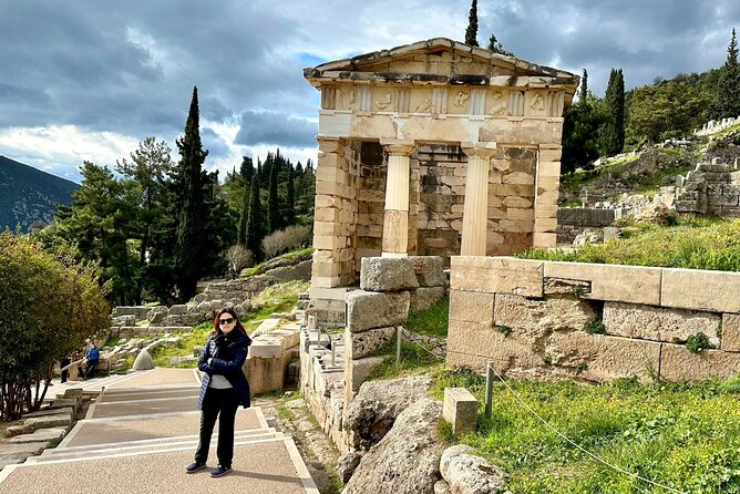 Thermopylae The battle of the 300 Spartans & Delphi Day Tour - Arachova and the Road Across Mount Parnassus