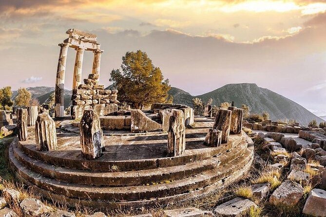 Thermopylae The battle of the 300 Spartans & Delphi Day Tour - Delphi Archaeological Site: Allow Time to Climb