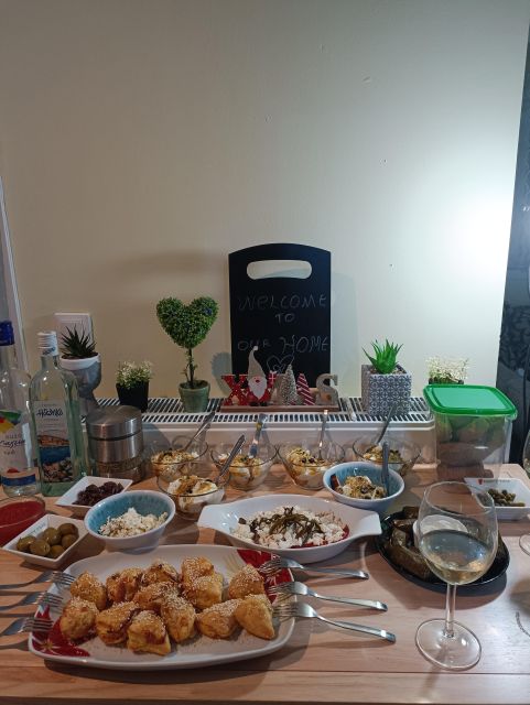 Thessaloniki: Cooking & Dining Experience with Greek Family - Dietary needs and what to tell the hosts