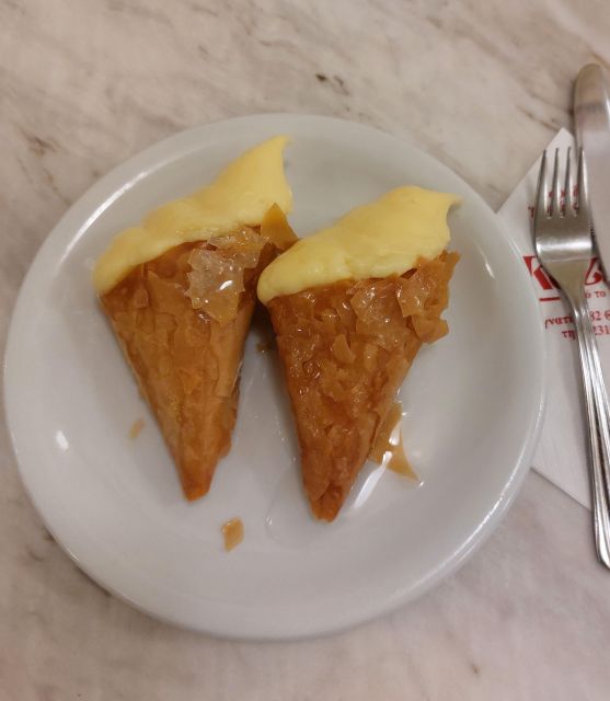 Thessaloniki: Food and Walking Tour with Tastings - Bakery sweets: bougatsa, isli, and trigono