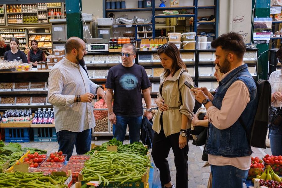Thessaloniki: Food Tastings and Drinks tour with a Chef - Markets where food is part of daily life