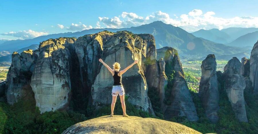 Thessaloniki: Full-Day Bus Trip to Meteora - The viewpoint is the best photo stop
