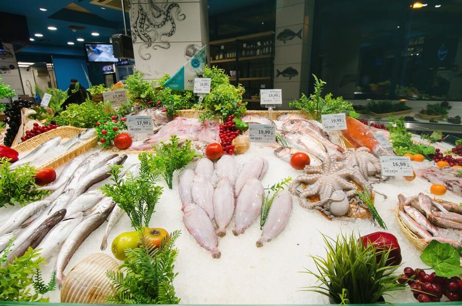 Thessaloniki: Open Market Food Tour with Tasting - Louloudadika, Athonos Square, and a wider view of local life
