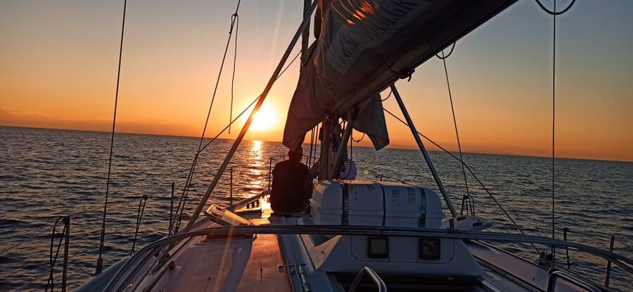 Thessaloniki Sunset Cruise departing from Nea Michaniona - Who will enjoy this cruise most