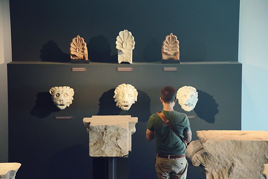 Thessaloniki: Vergina and Pella Day Trip - What the $58 price really covers
