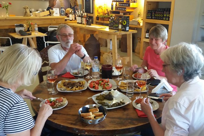 Wine & Olive Oil Tour with Lunch - Semi Private Safari Tour - Morning pickup and the 4WD ride