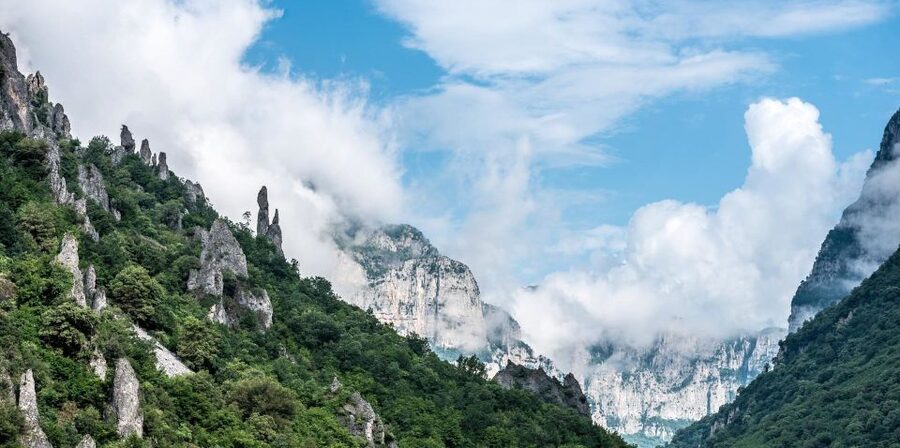 Zagori: Vikos Gorge full-day guided hike - The Voidomatis Springs and the coldest stop of the day