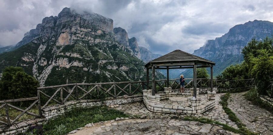 Zagori: Vikos Gorge full-day guided hike - The best season and the summer swim question