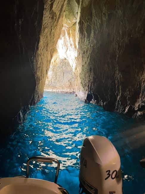 Zakynthos: Laganas Bay, Myzithres & Turtles Speedboat Tour - Hotel pickup and the practical side