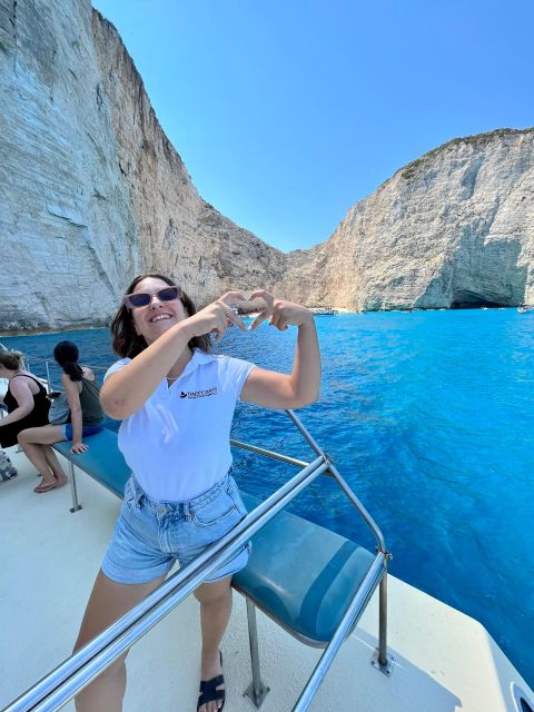 Zakynthos: Shipwreck Beach with Blue Caves Land & Sea Tour - The guides are a major part of the value