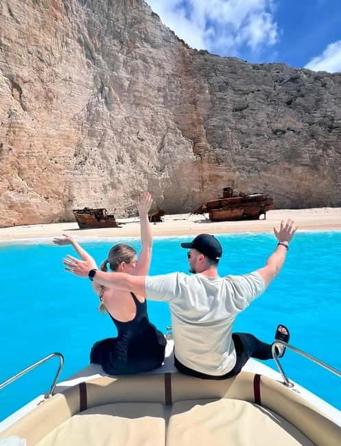 Zakynthos: Shipwreck & Caves Private Boat Tour with Skipper - White Beach and the best chance to slow down