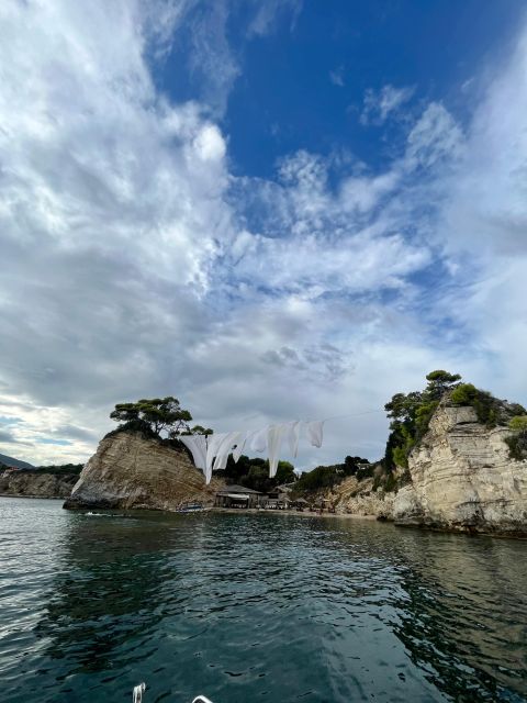 Zakynthos: Turtle Island & Keri Caves Glass-Bottom Boat Tour - Watching loggerhead turtles near Marathonisi
