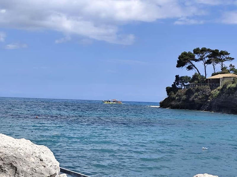 Zakynthos: Turtle Spotting, Marathonísi & Keri Caves Cruise - What the Crew Adds to the Trip