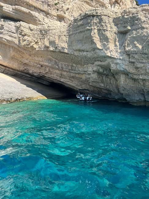 Zakynthos: Turtles, Marathonisi & Keri Caves Speedboat Tour - Looking for Caretta caretta in the marine park